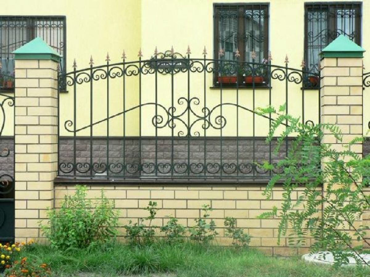 Пика лилия